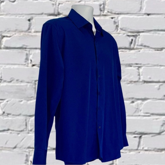 Nautica Men’s Dress Shirt Vibrant Blue Long Sleeve Classic Fit Size - Medium - Picture 10 of 11